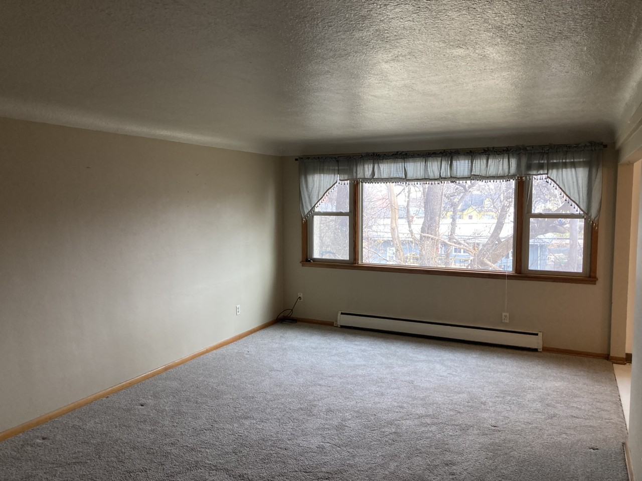 136 11th Avenue North #1B - Photo 7 of 20