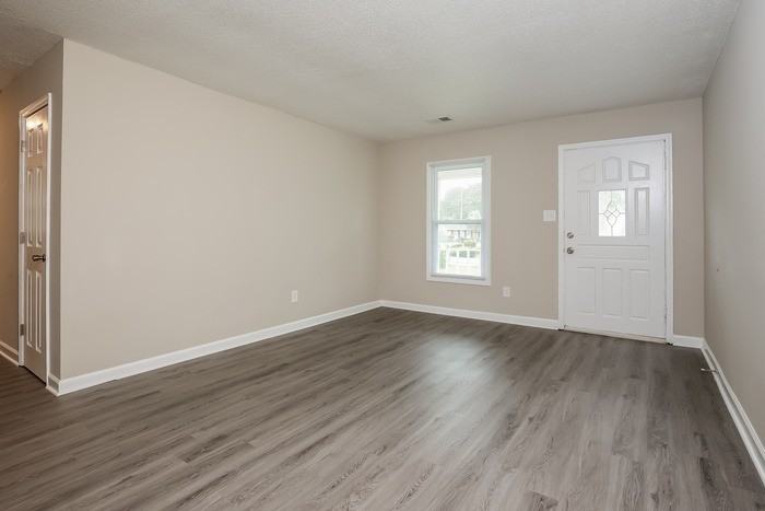 1605 Westmoreland Ave - Photo 3 of 11