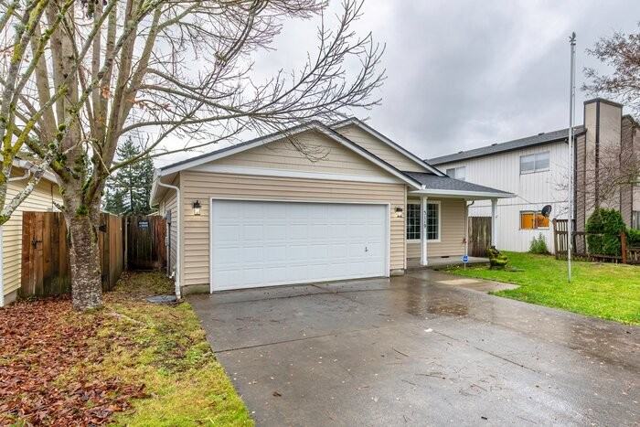 3119 Dover St - Photo 2 of 29