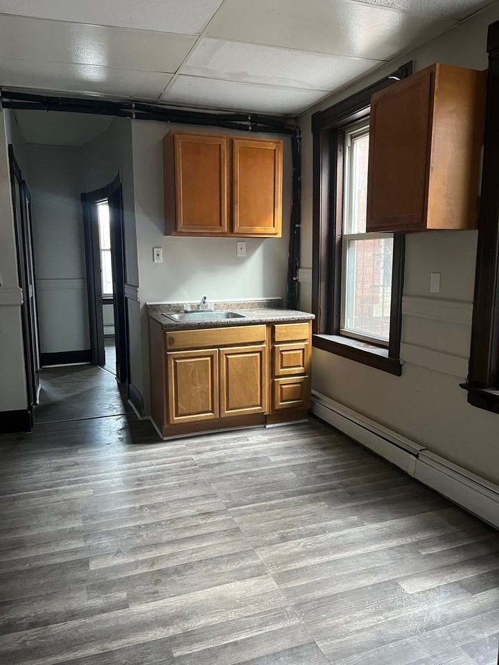 2e Park Street #2E - Photo 4 of 14