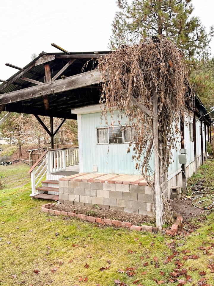 11714 East St #NA - Photo 2 of 17