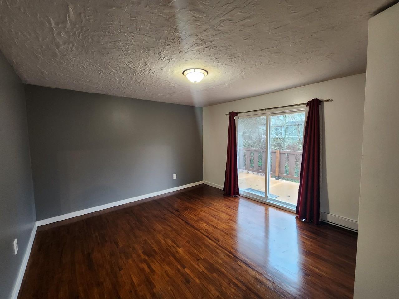 568 Phelps Avenue #1 - Photo 7 of 22