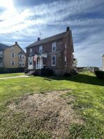 featured image of 18 E Main St #B