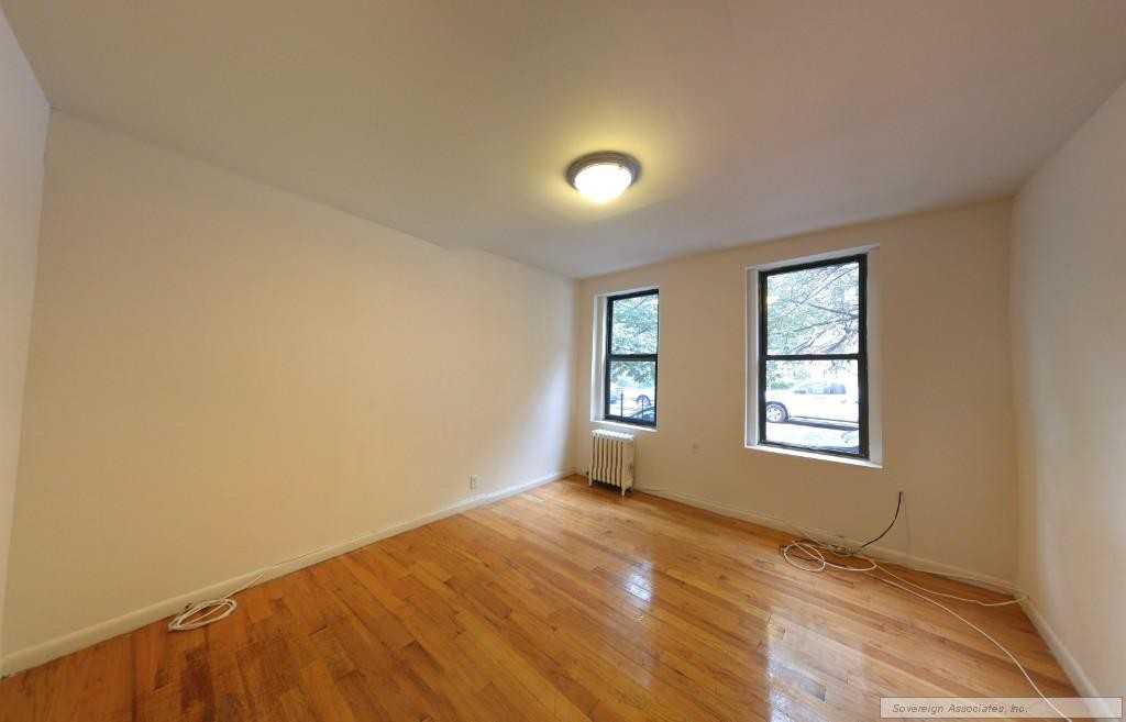 282 Cabrini Blvd #1E