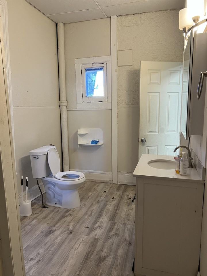 15 Park Pl #1 - Photo 3 of 7