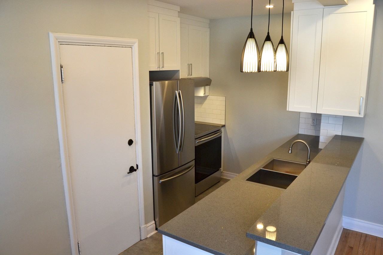 6874 Rue Sherbrooke Ouest #10 - Photo 2 of 5