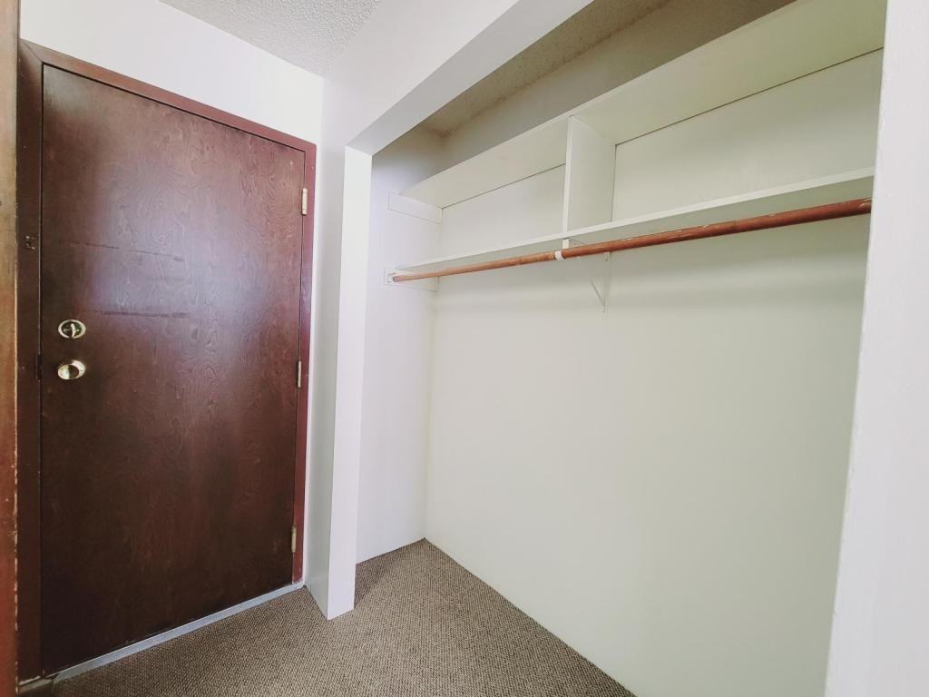 1212 D St - Photo 3 of 10