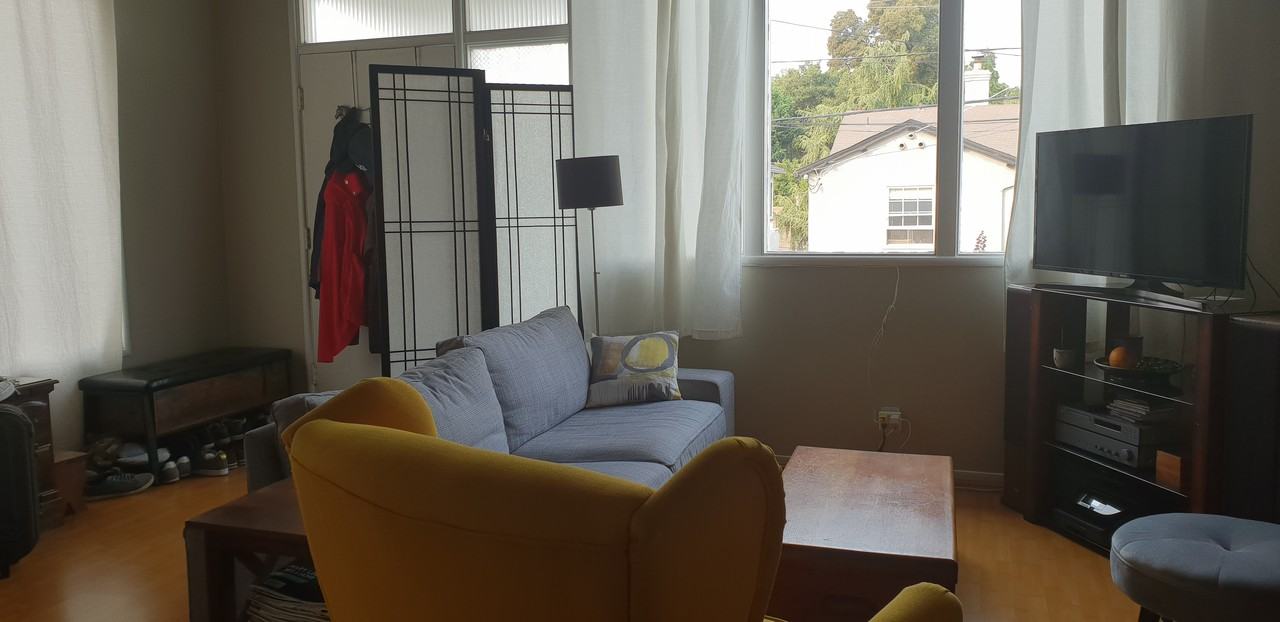 1114 Norwood Avenue - Photo 3 of 19