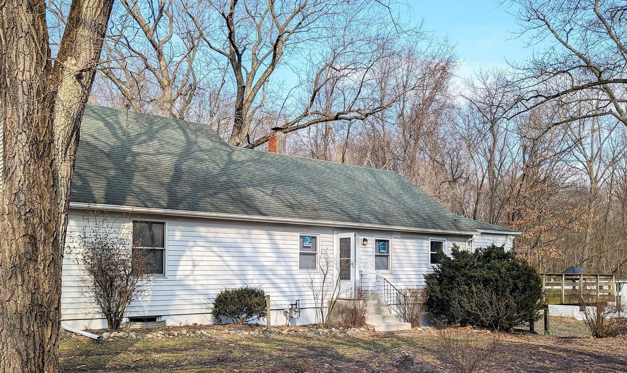 52888 Hickory Rd - Photo 2 of 50