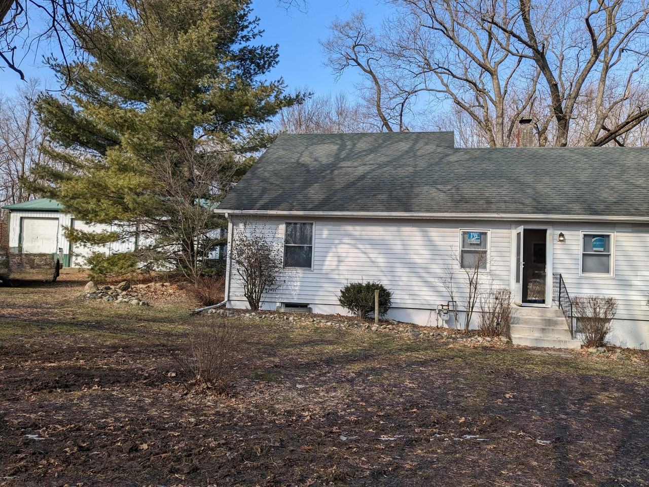 52888 Hickory Rd - Photo 3 of 50