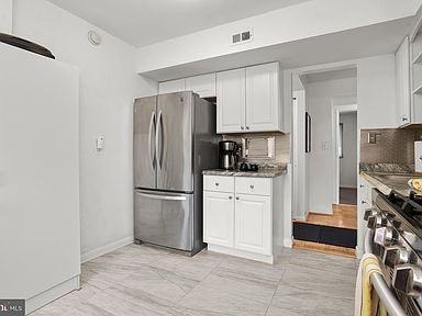 5011 Green Mountain Cir #1 - Photo 3 of 10