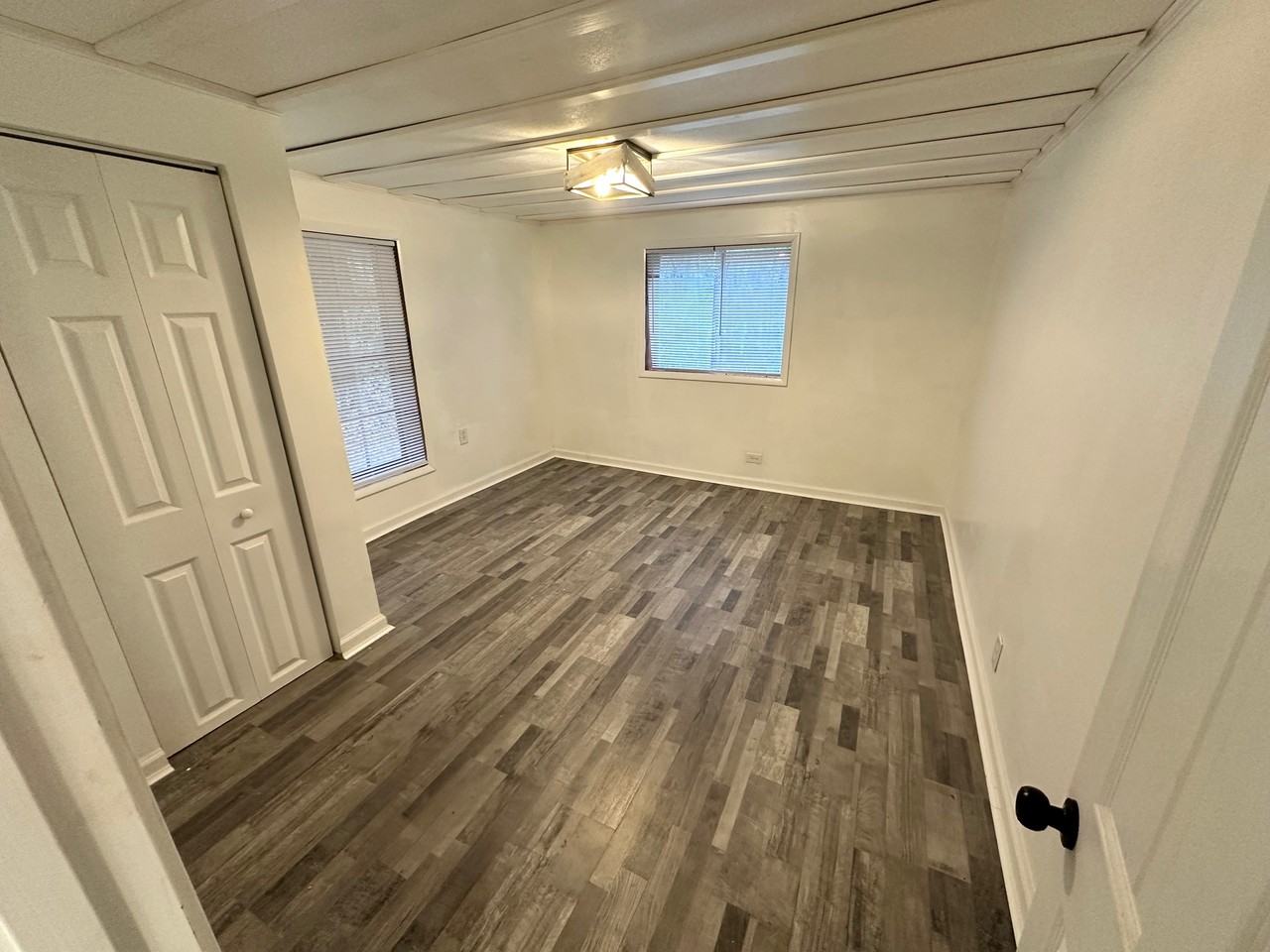 7872 Pine Springs Dr - Photo 3 of 12