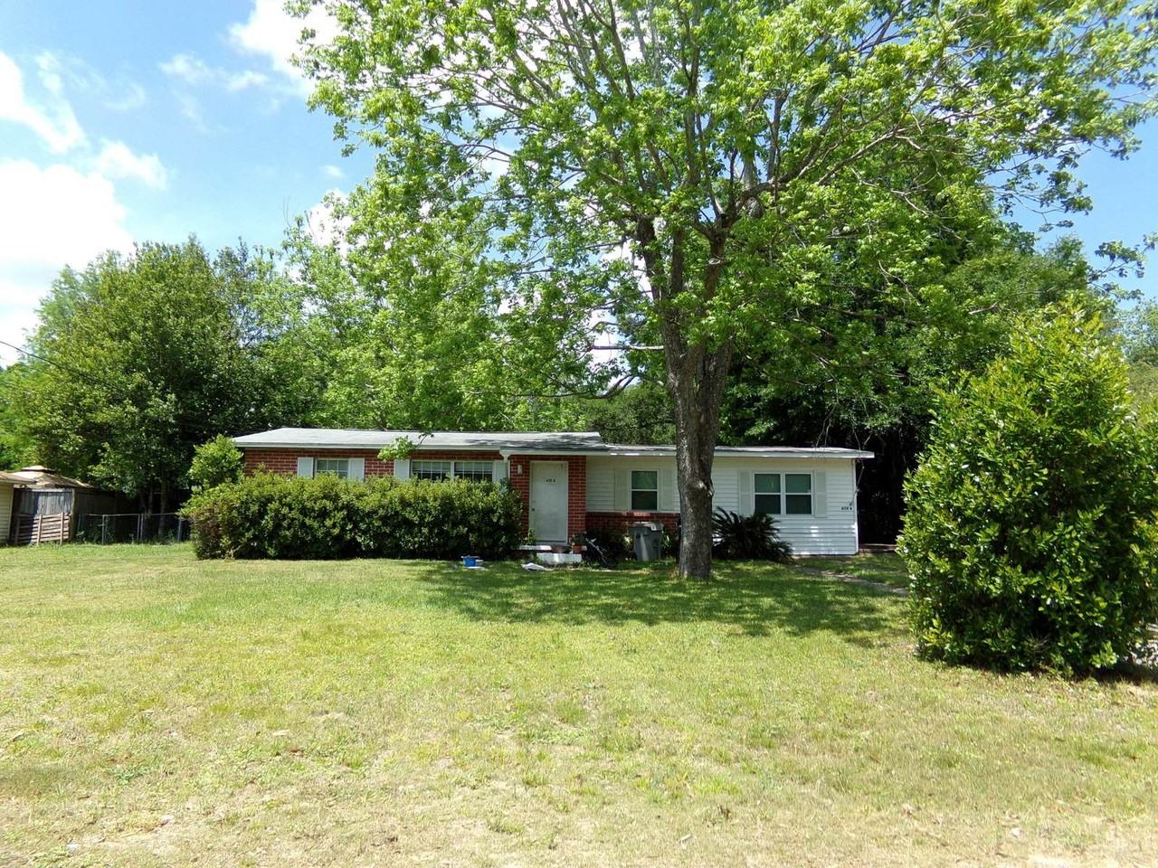 610B Herschel St - Photo 3 of 13