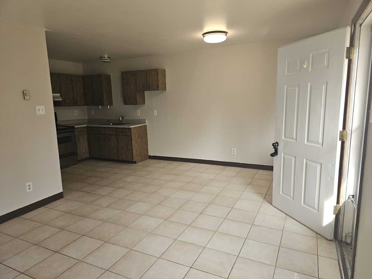 1009 Brickyard Rd - Photo 3 of 17