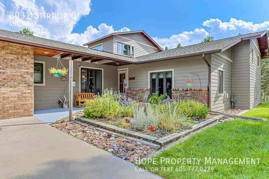 8031 Stirrup Ct - Photo 2 of 33