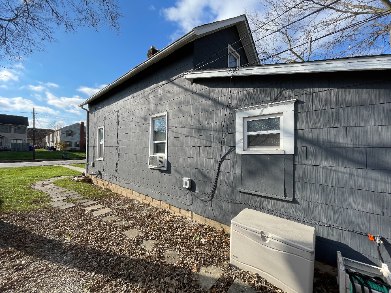 1138 King Ave - Photo 2 of 16