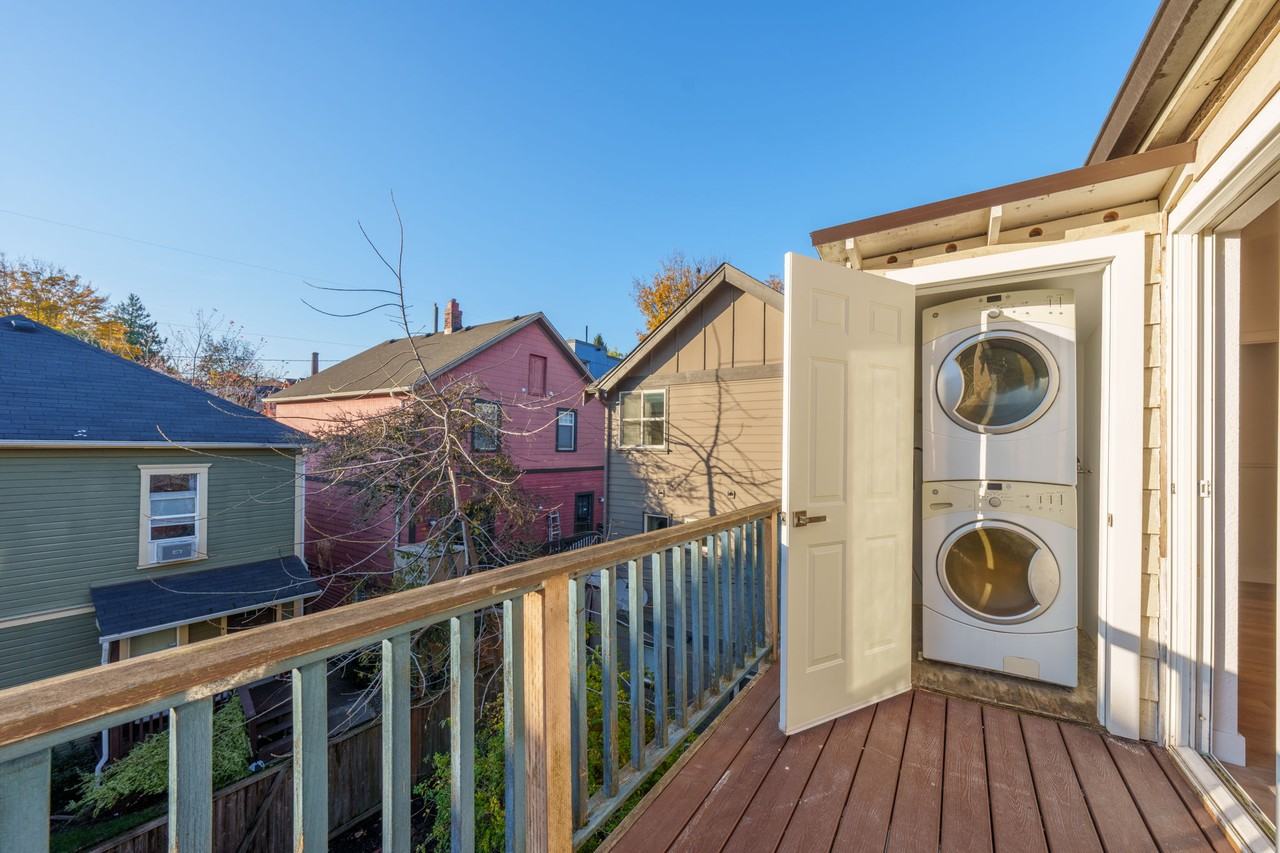 404 21st Ave #B - Photo 7 of 22