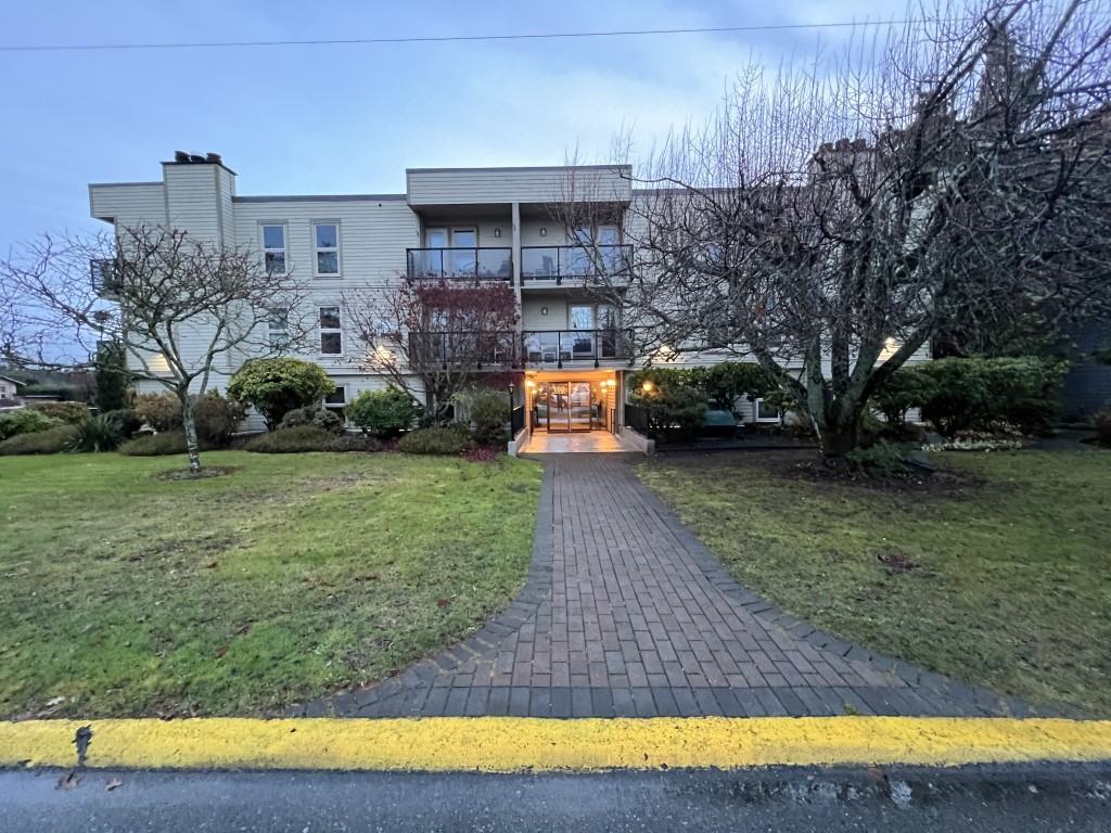 160 - 160 Vancouver Avenue - 106 #106 - Photo 2 of 28