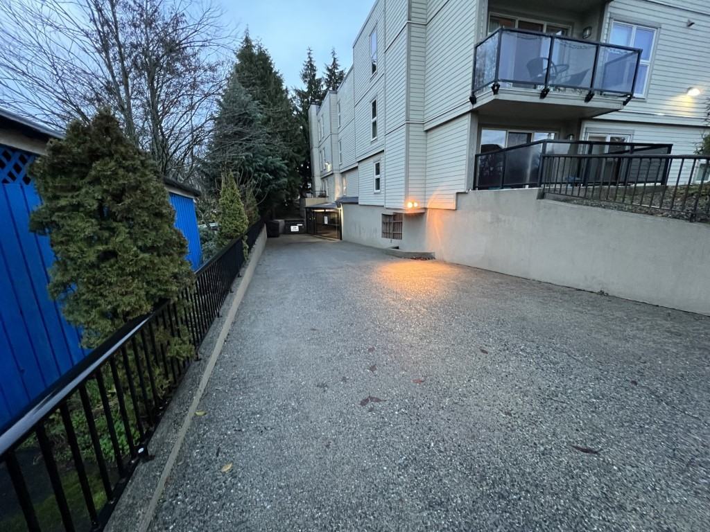 160 - 160 Vancouver Avenue - 106 #106 - Photo 3 of 28