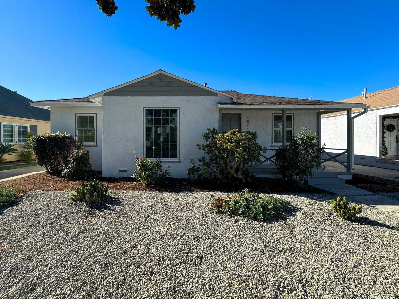 10419 South Gramercy Place - Photo 2 of 20