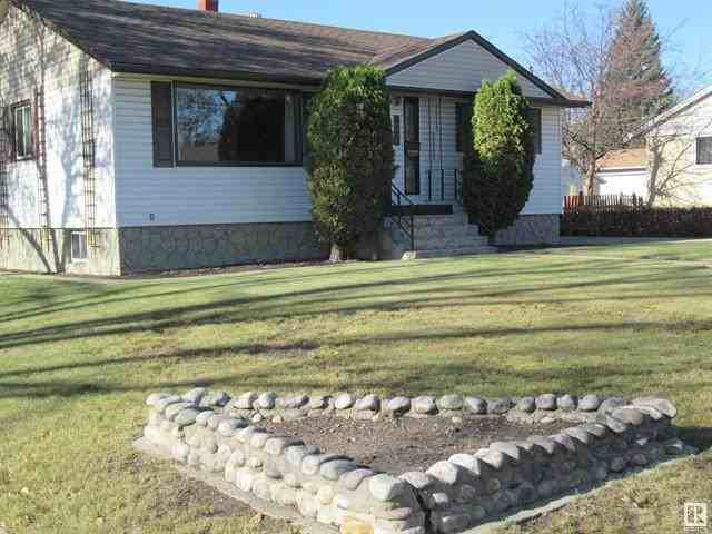 12336 140 Street Northwest - Photo 3 of 30