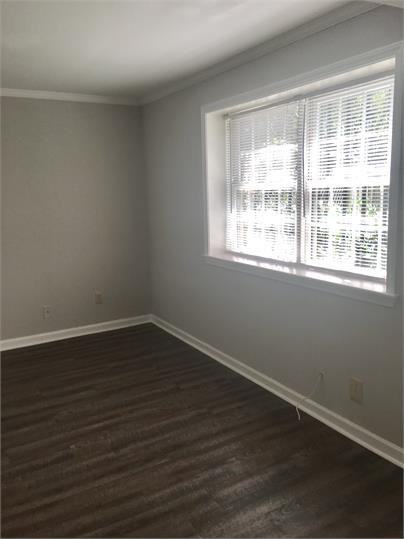 493 N. Highland Ave - Photo 2 of 14