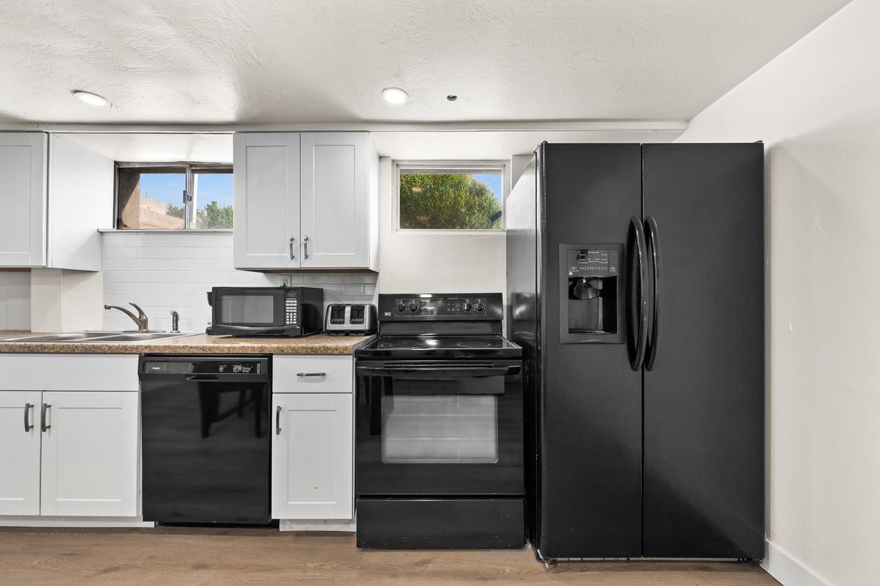 3461 S Highland Dr #1 - Photo 2 of 10