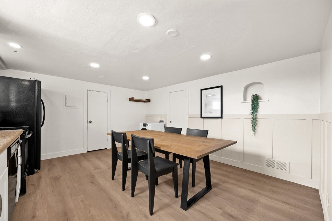 3461 S Highland Dr #1 - Photo 3 of 10