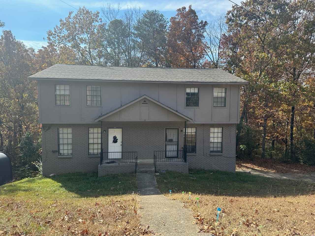 1717 6th Place Circle NW, Birmingham, AL 35215 - Photo 2 of 11
