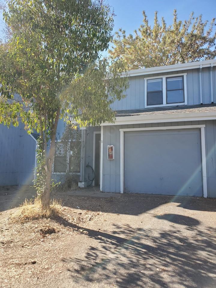 221 Observatory Avenue Apartments 221 Observatory Ave, Ukiah, CA