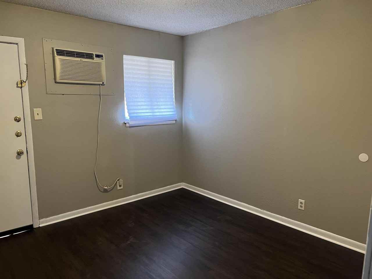 4207 South Austin Street - Photo 3 of 4