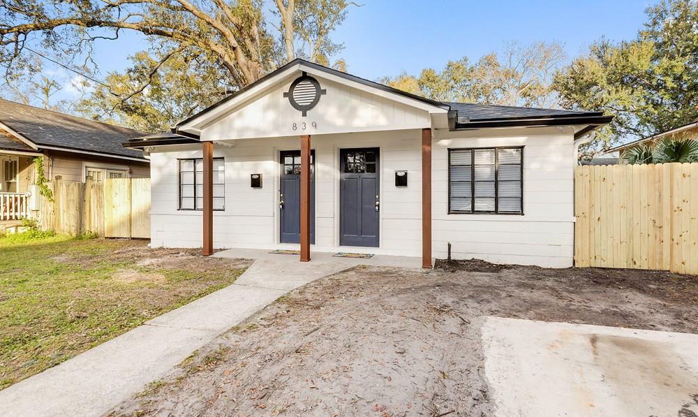 839-B Acosta Street - Photo 3 of 14