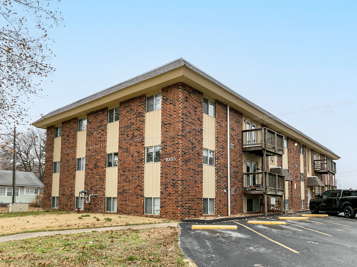 1055 West Walnut Street Apartments 1055 W Walnut St, Springfield, MO