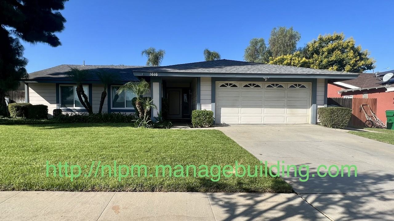 1616 Conifer Circle - Photo 3 of 30