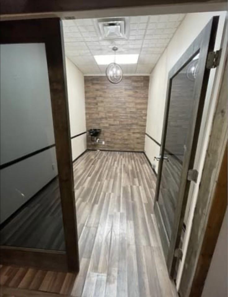 123 West 7th Street - Photo 2 of 10