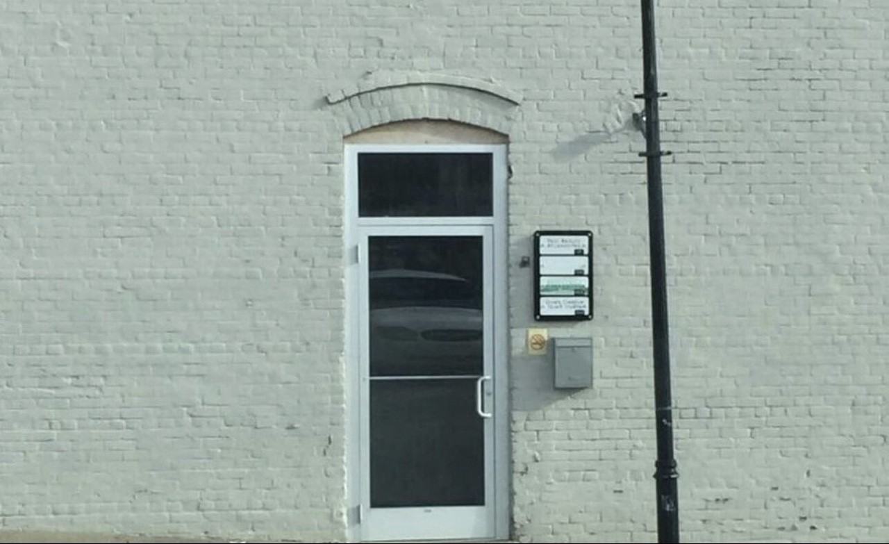 123 West 7th Street - Photo 7 of 10