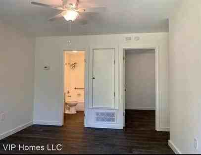 409 Walnut Street - Photo 3 of 12