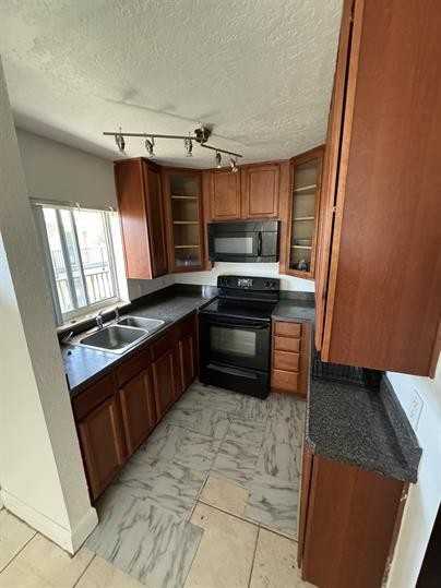 366 Third Street - Photo 2 of 8