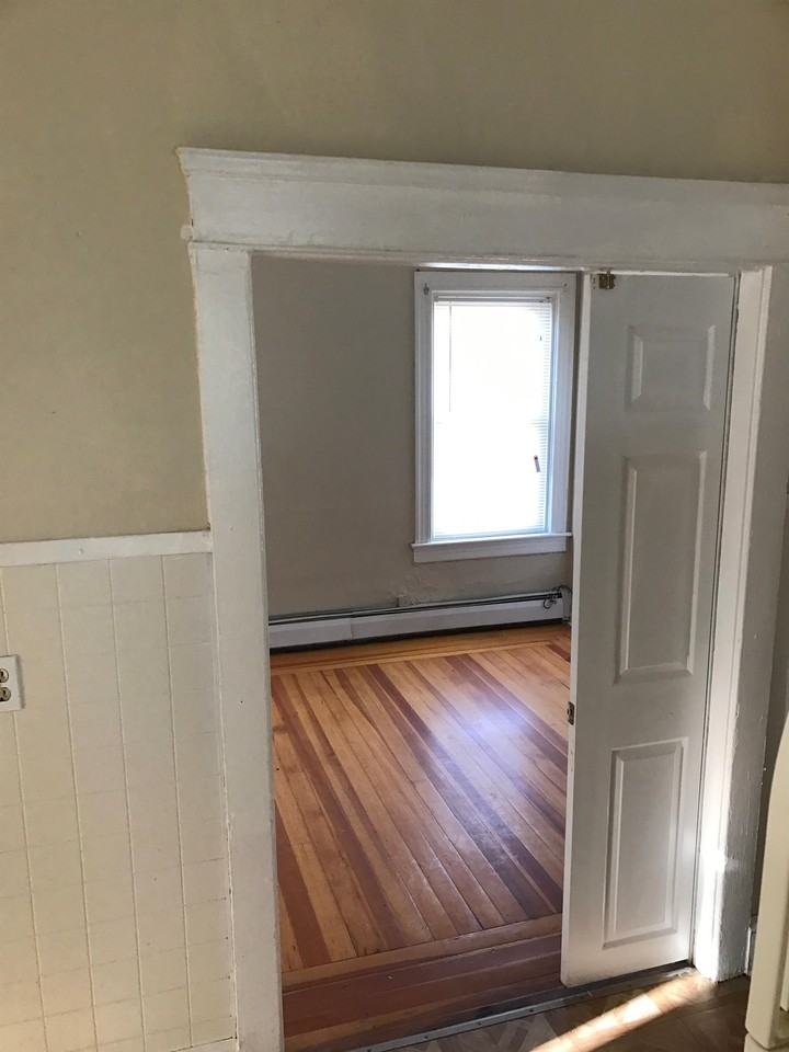 310 Hawkins Street - Photo 7 of 7