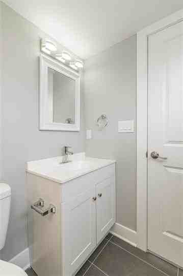 2500 North Mascher Street - Photo 3 of 50