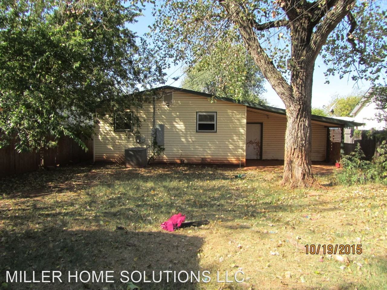 6400 S Lindsay Ave - Photo 3 of 12