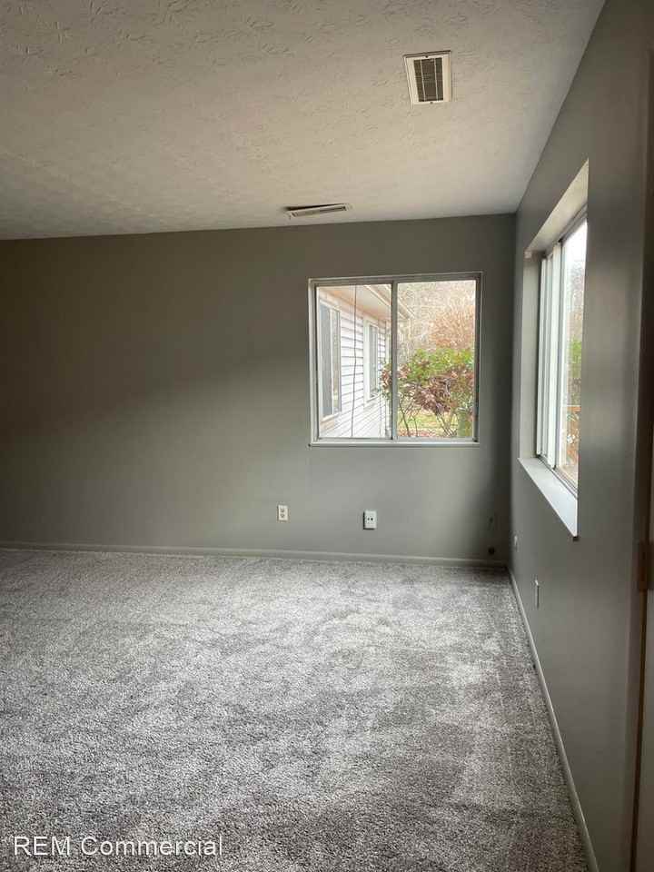 2500 Raber Rd #5B - Photo 3 of 13