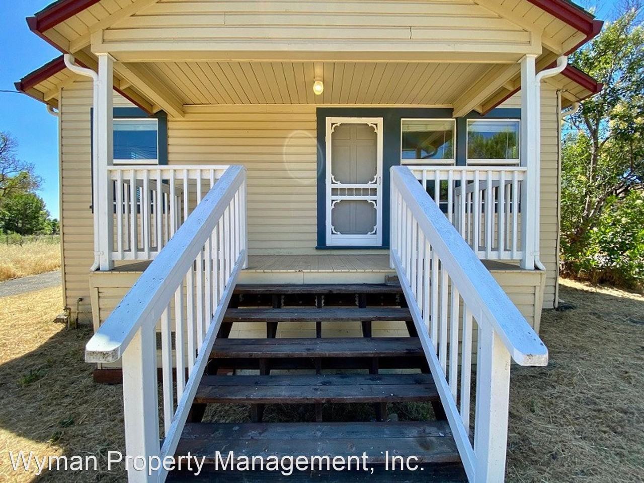 1841 Hardman Ave - Photo 3 of 23