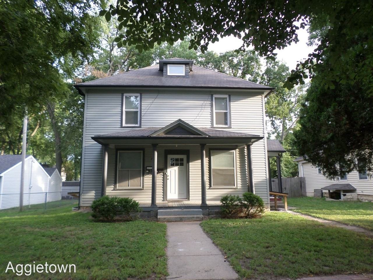 715 Laramie - Photo 3 of 6