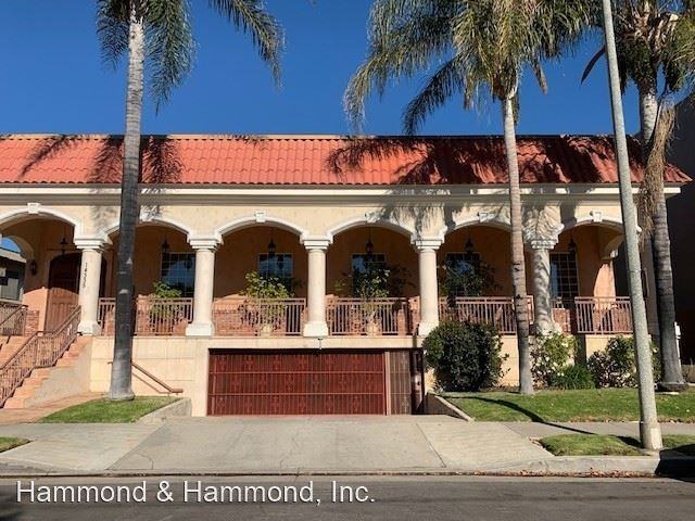 14335 Huston St #205