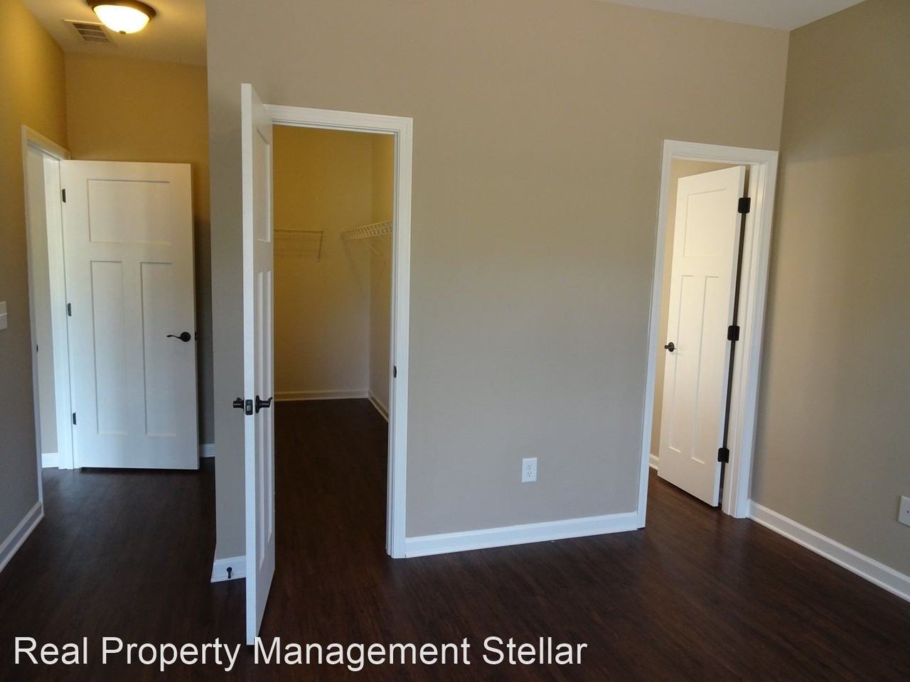 403 Highland Pointe Dr - Photo 3 of 9