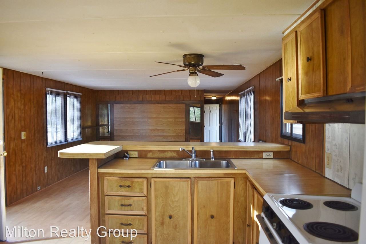 30 Henry Christian Ln - Photo 3 of 12