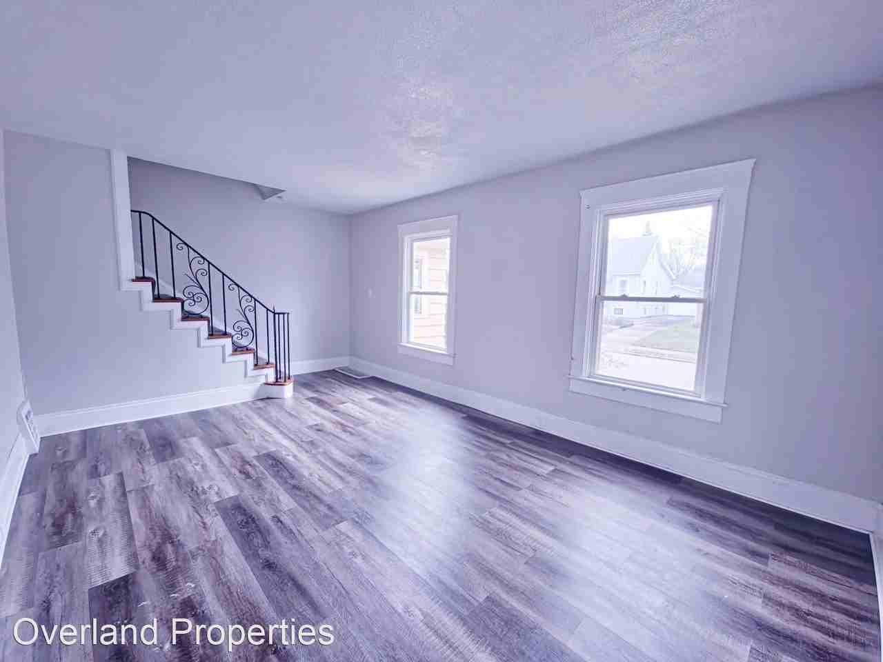 2-Bedroom Duplex - Photo 3 of 14