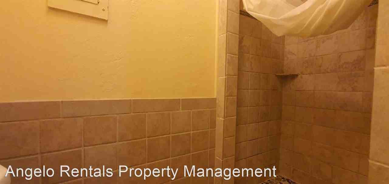 16 E Avenue G - Photo 2 of 5