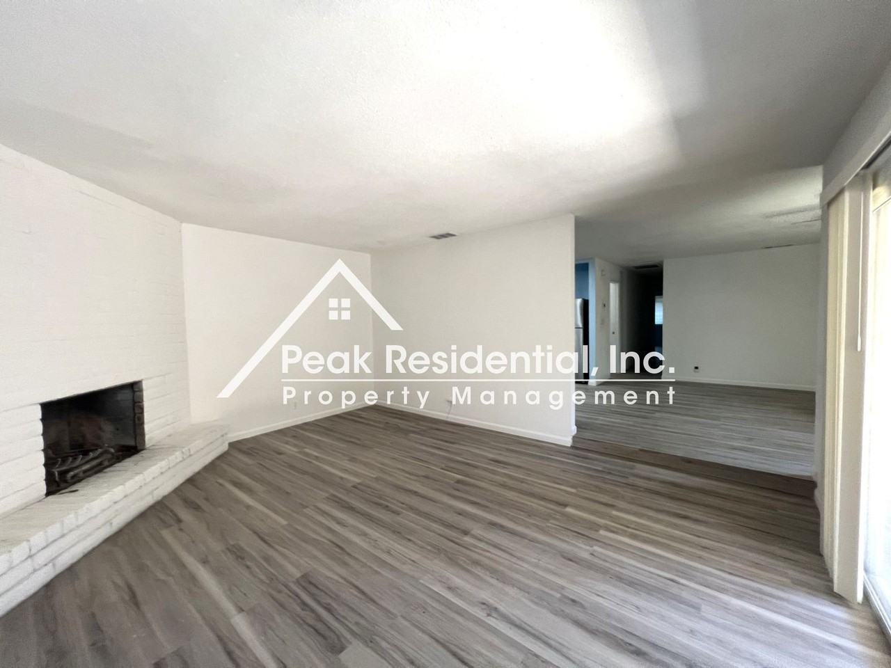 1802 Cirby Way #A - Photo 3 of 19